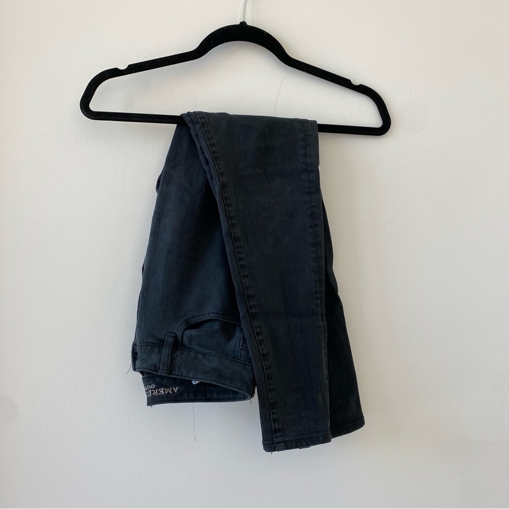 AEO Black Skinny Jeans